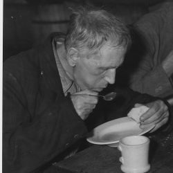 WPA: unemployed shown at Volunteers of America Soup Kitchen: Washington, D.C.