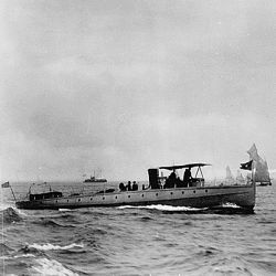 Stiletto (wooden torpedo boat). Starboard side