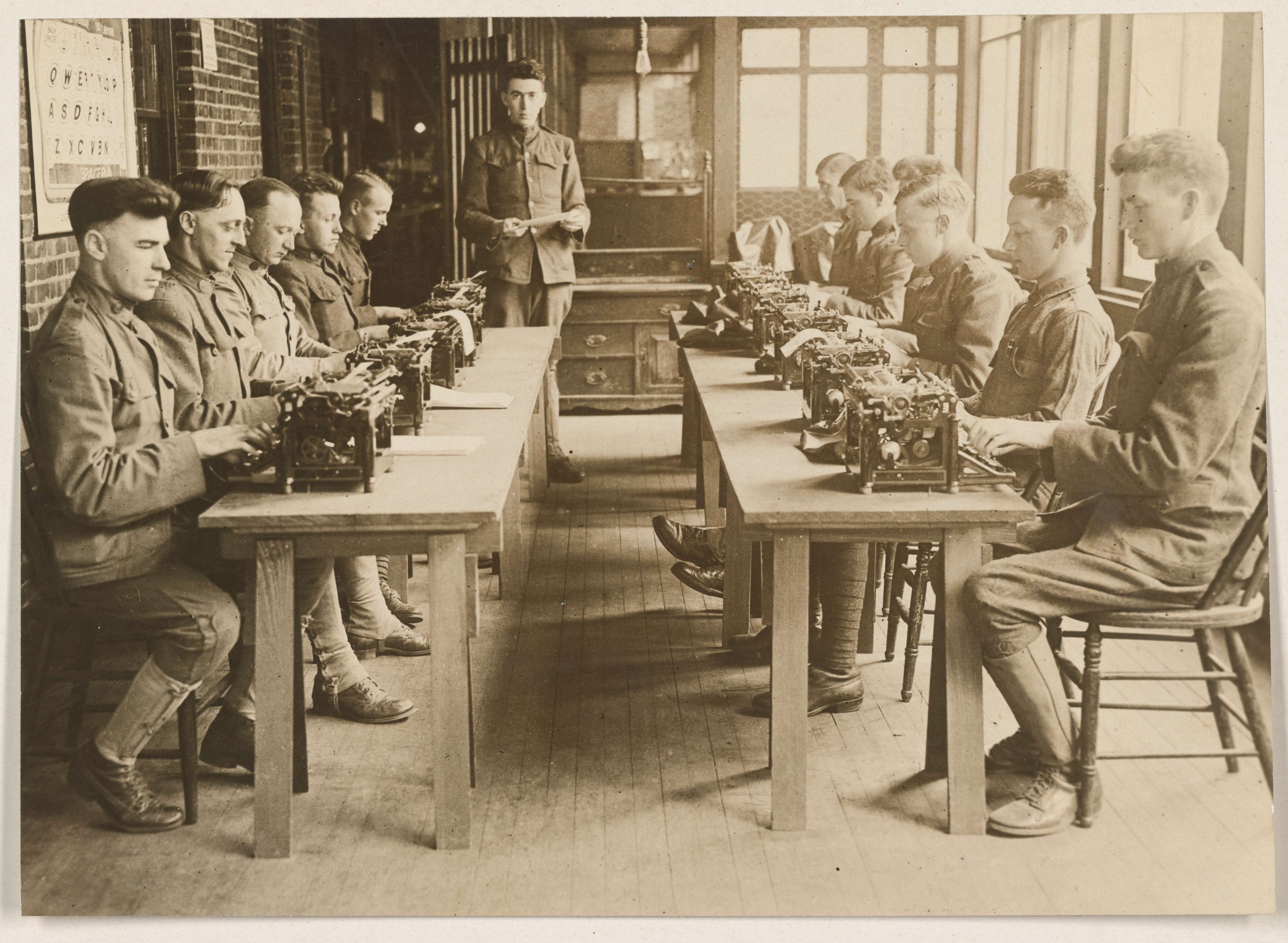 Wounded soldiers learning to typewrite. United States General Hospital Number 9, Lakewood, New Jersey. 