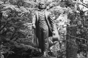 Dr. John McLoughlin Statue, Salem, OR