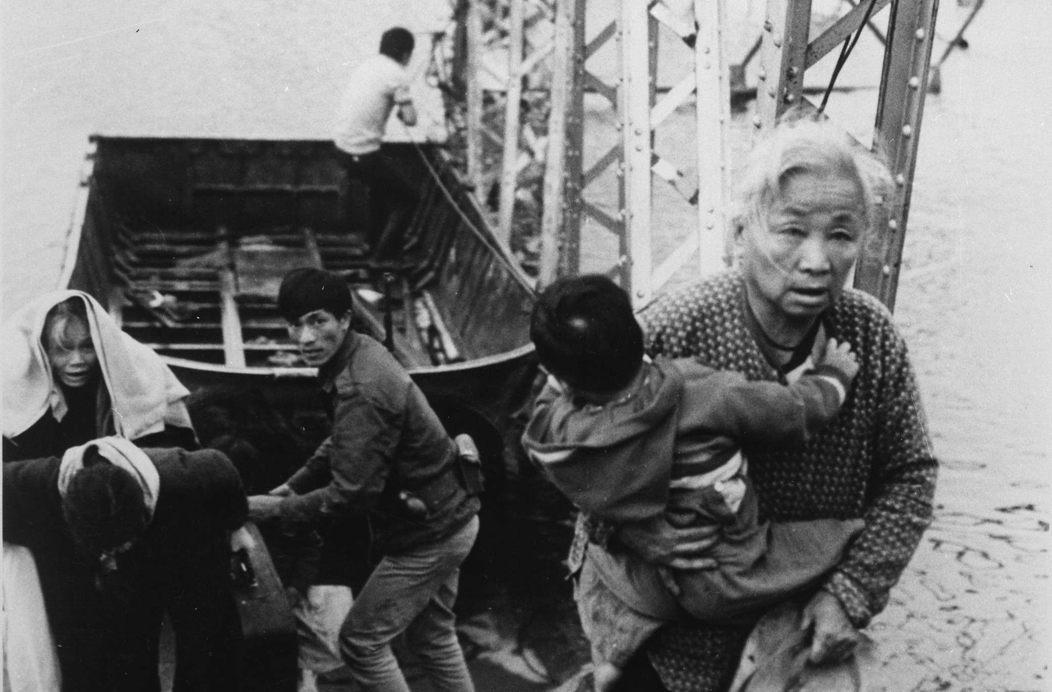 Fleeing the Tet Offensive Fighting in Hue